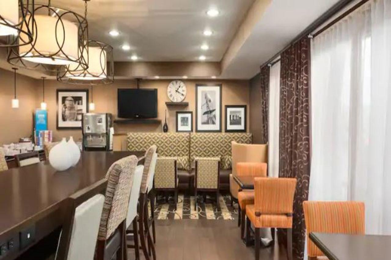Hampton Inn Wichita-East Eksteriør billede