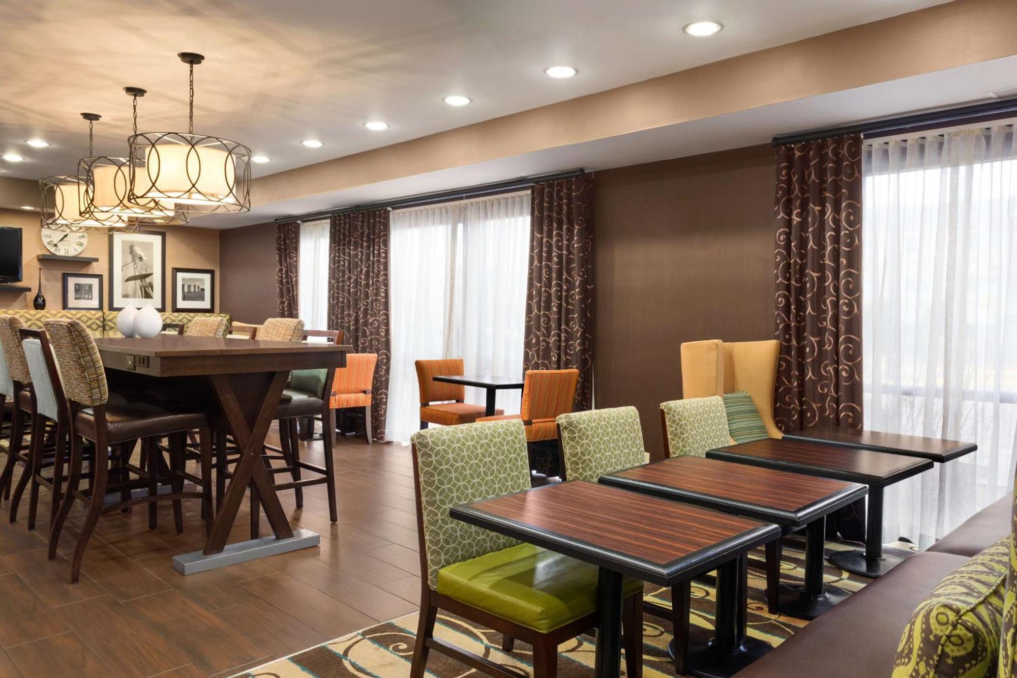 Hampton Inn Wichita-East Eksteriør billede